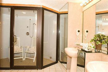 Sybaris Pool Suites Frankfort - Adults Only Buitenkant foto